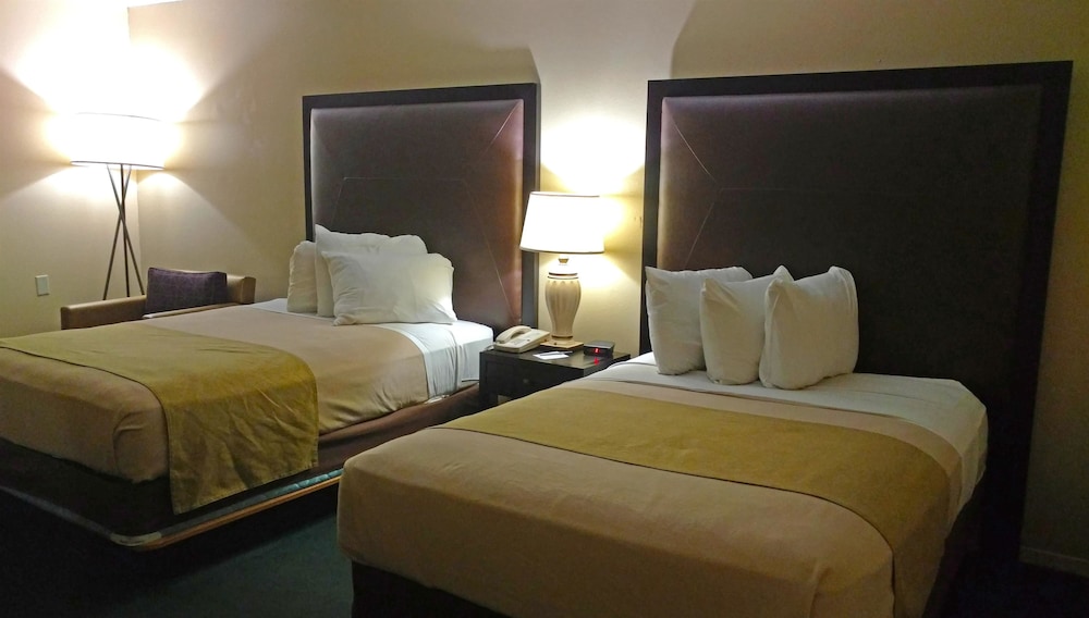 Americas Best Value Inn Webster City 26/53