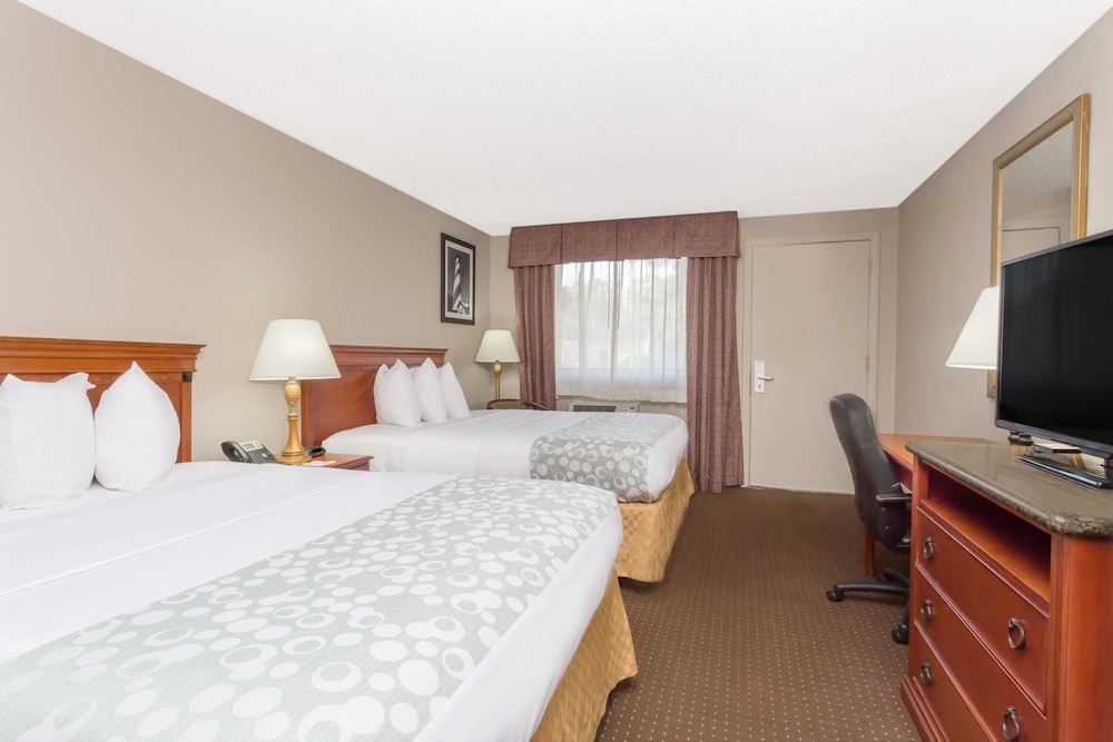 Days Inn By Wyndham St Augustine/Historic Downtown 10/25