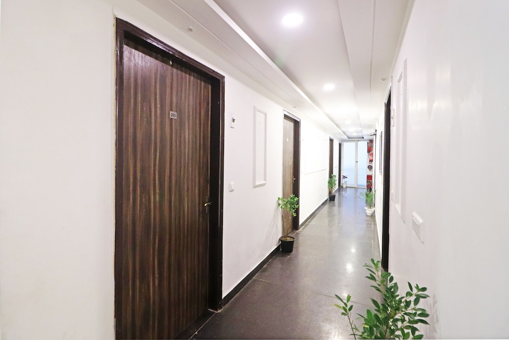 Oyo 10274 Hotel Aamara 3/61