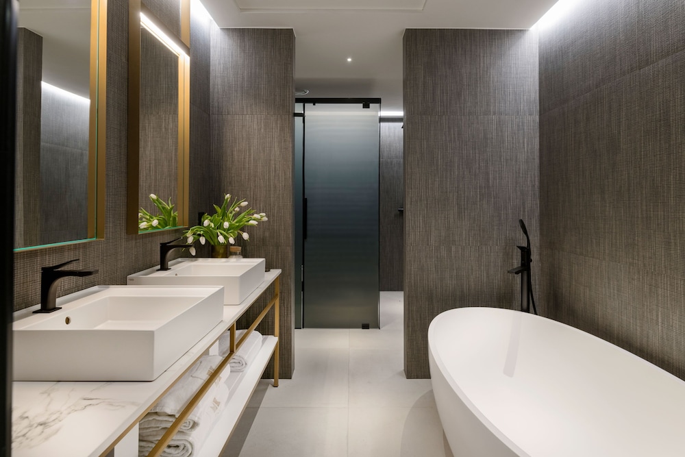 We Me Suite Hotel 46/46