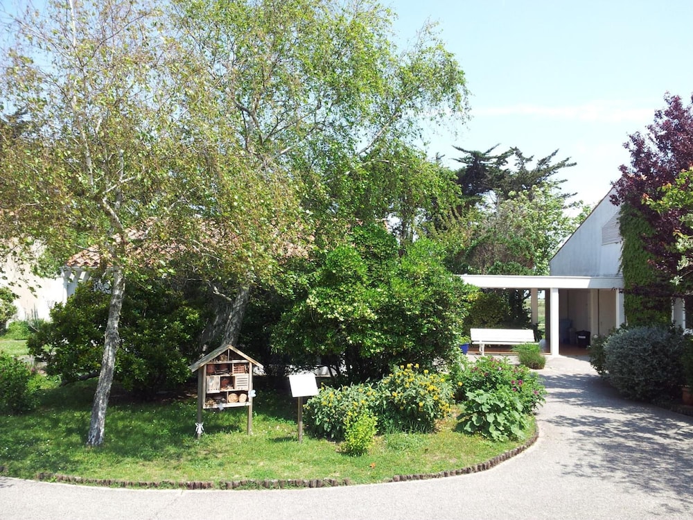 Vvf Villages Ars En Re 39/50