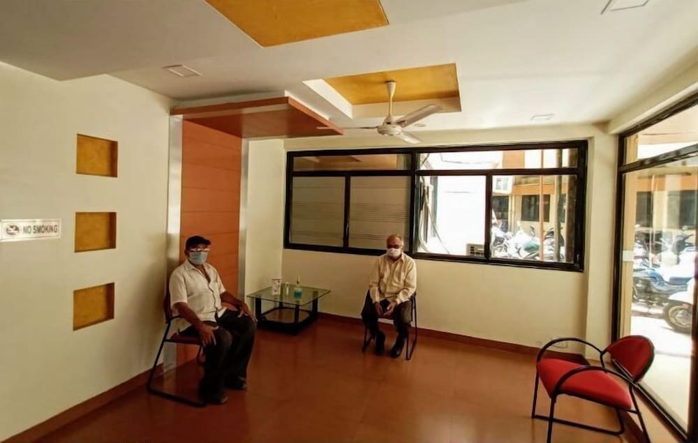 Hotel Vaishali 25/30