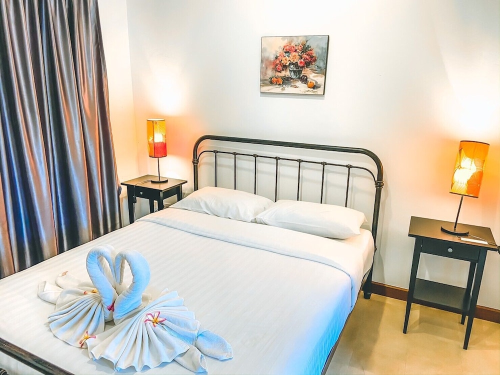 Royal Sammuk villas 10/50