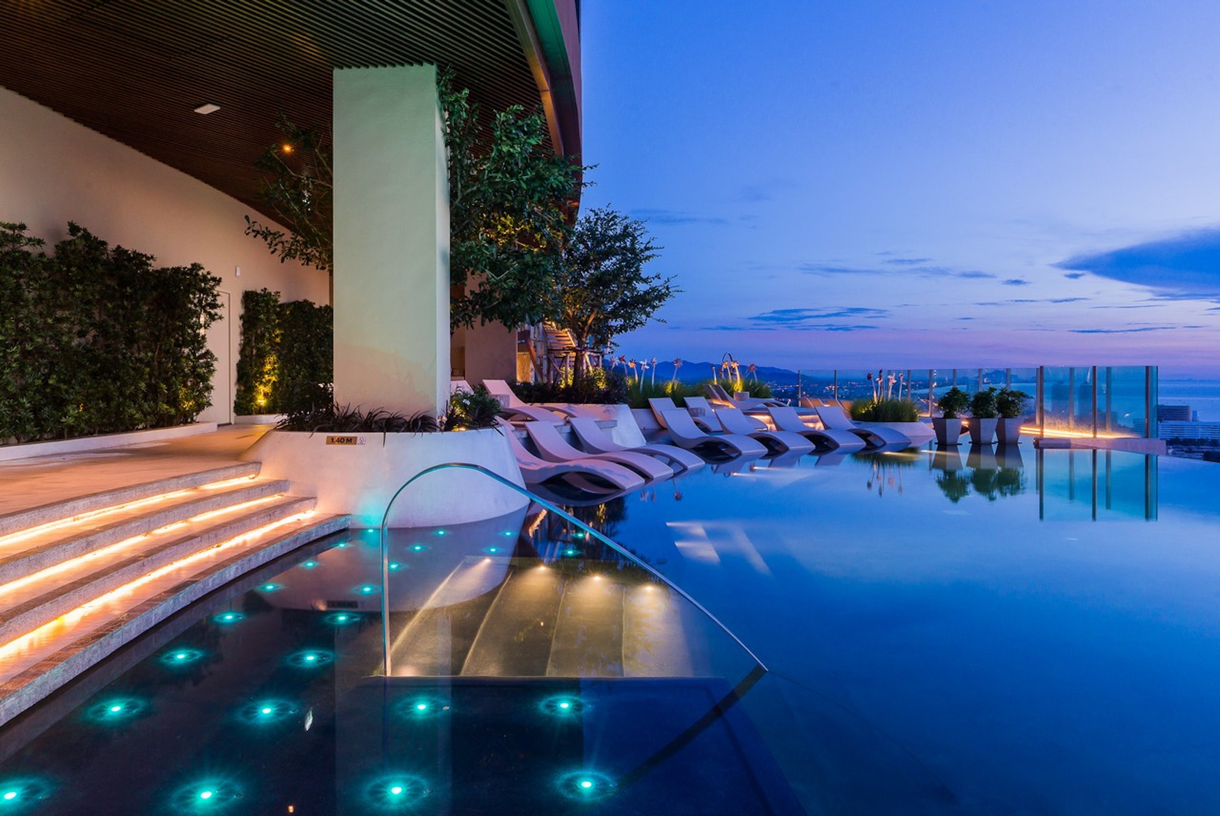 Holiday Inn Vana Nava Hua Hin 18/36