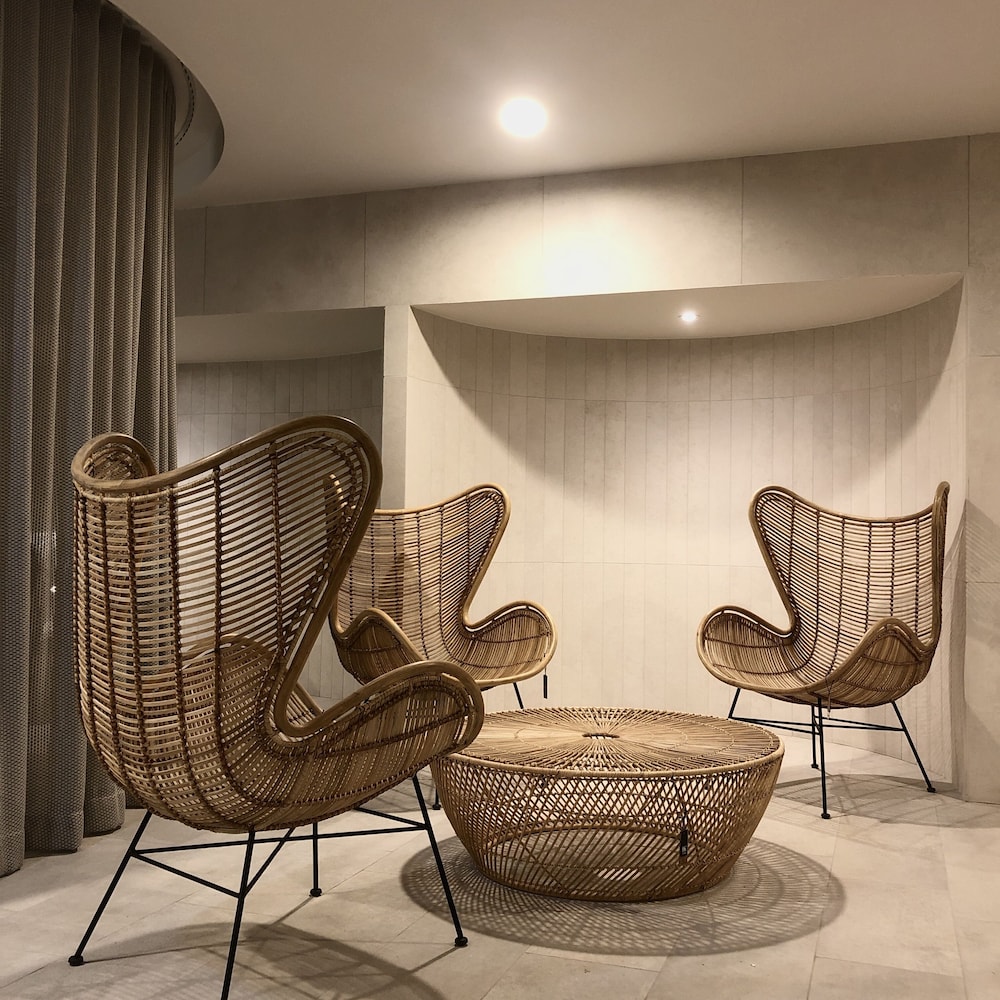 Golden Tulip Lyon Ouest Techlid - Hotel & Spa 56/76