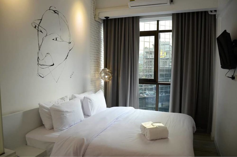 3Howw Hostel At Sukhumvit 21 18/71