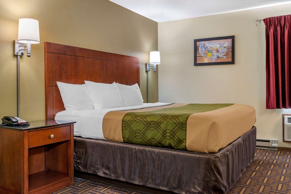 Coratel Inn & Suites by Jasper River Falls 33/60