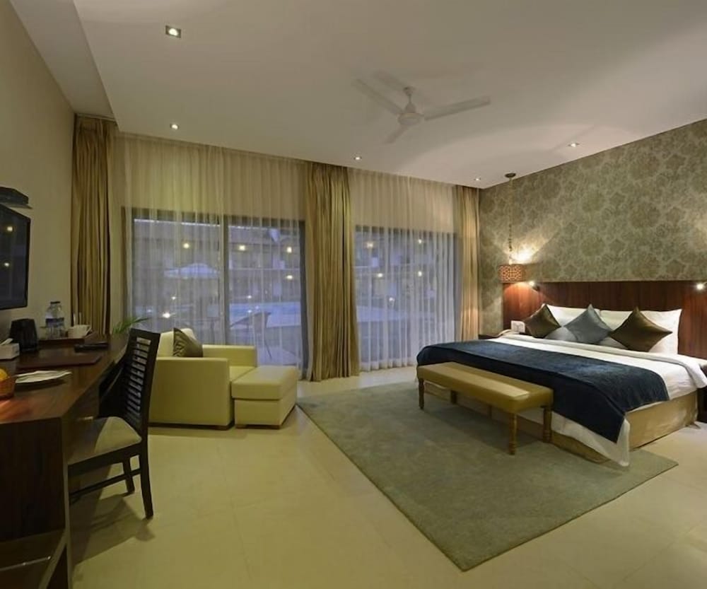Tropicana Resort and Spa Alibaug 13/50