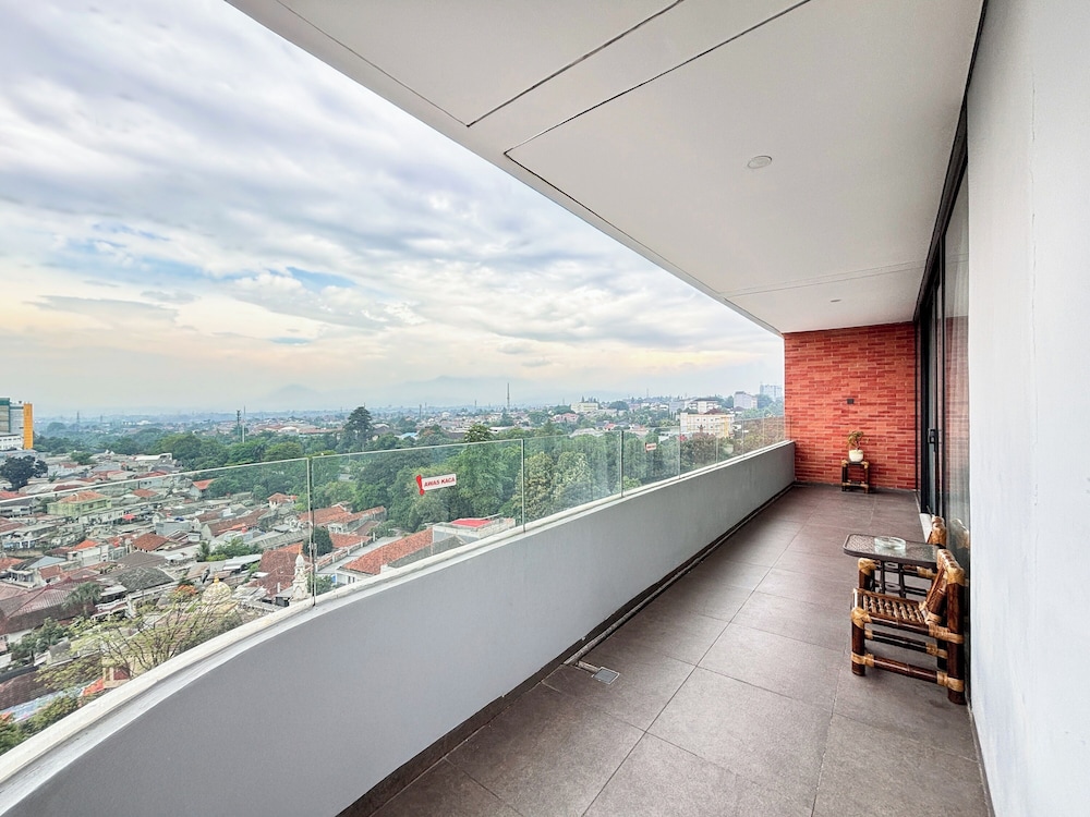 Luminor Hotel Padjadjaran Bogor 32/37