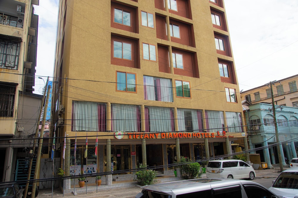 Tiffany Diamond Hotel Makunganya Street 4/66