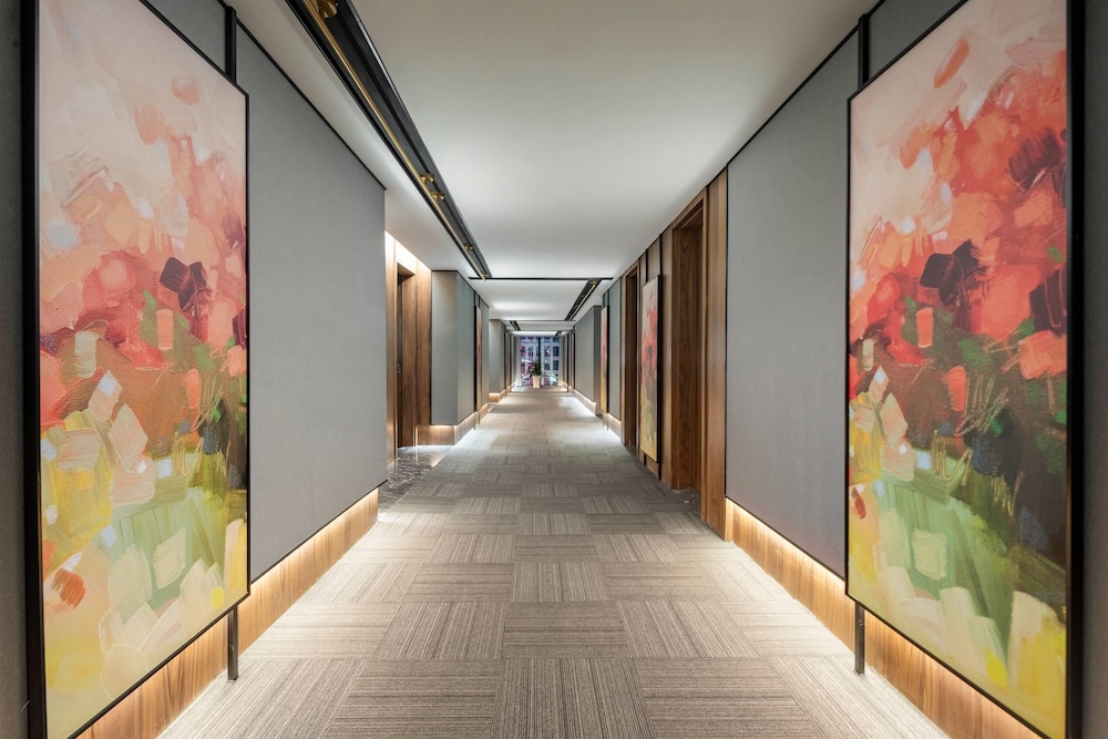 Hawthorn by Wyndham Yueyang Railway East Station 9/18