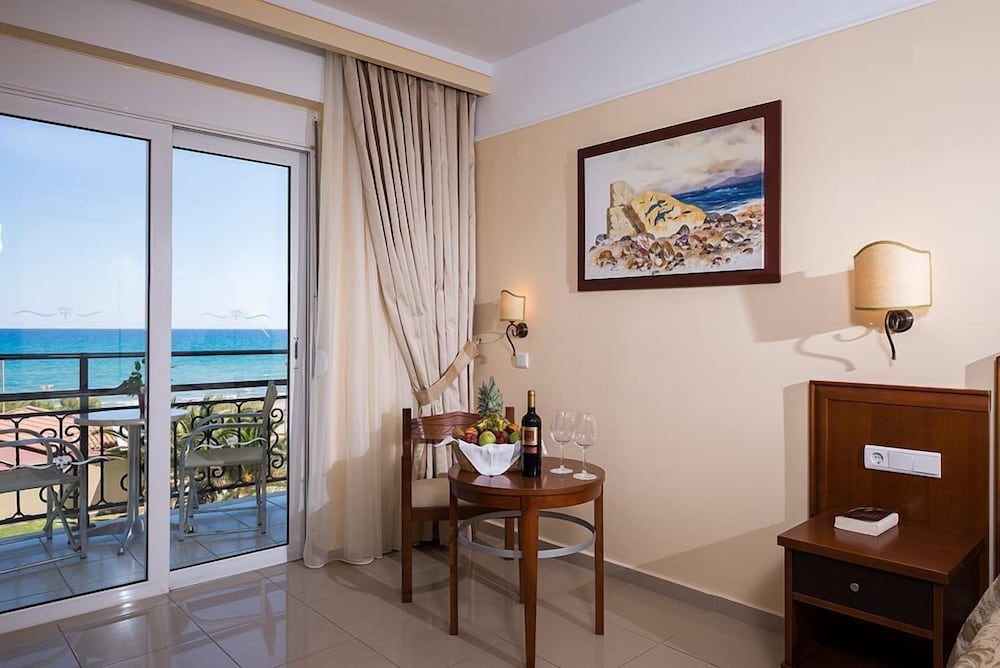 Vantaris Luxury Beach Resort 35/42