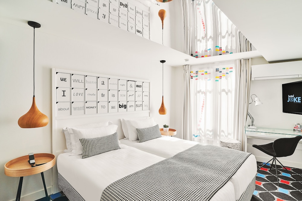 Joke Hotel Astotel 22/50