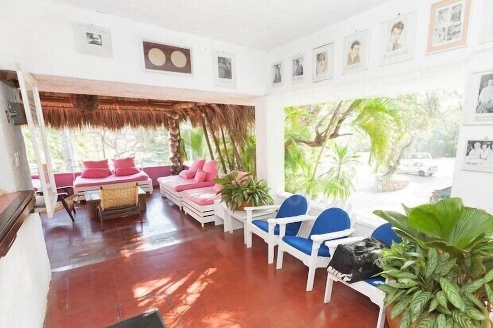 Los Flamingos Hotel 20/47