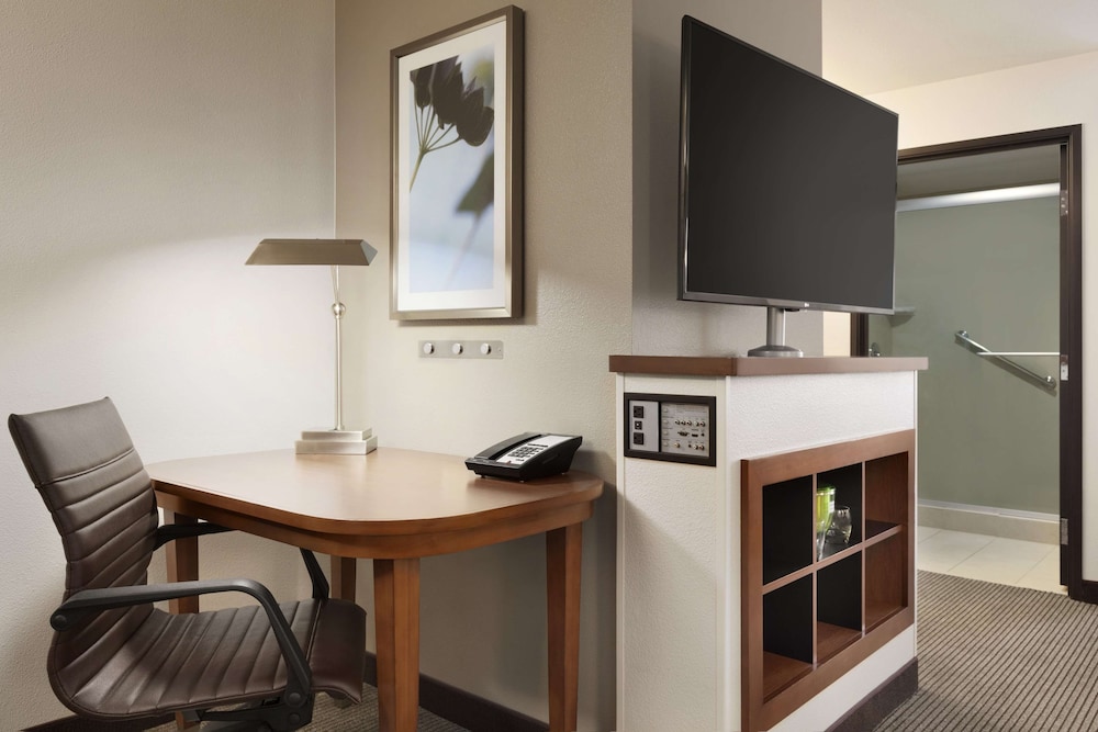 Hyatt Place Portland Airport At Cascade Station 50/54