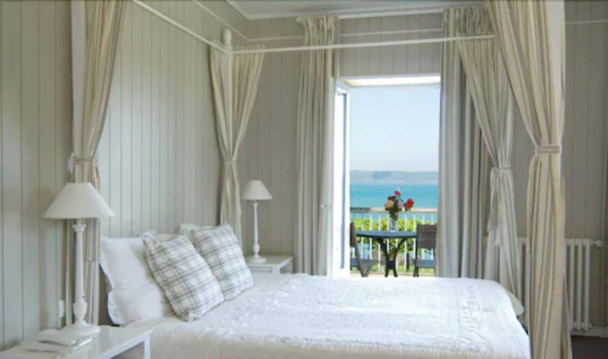 غرفة كلاسيكية بسرير كوين بإطلالة على البحر، Grand Hotel Des Bains the Originals Relais 4/5