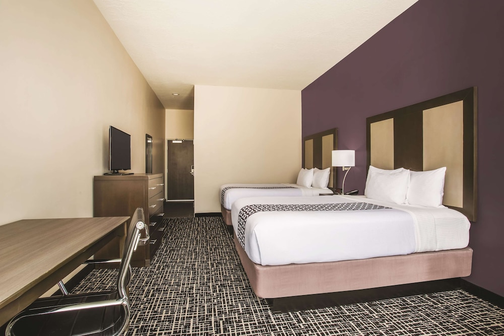 غرفة بسريرين كوين بإطلالة على الجبل، La Quinta Inn & Suites By Wyndham La Verkin-Gateway To Zion 3/3