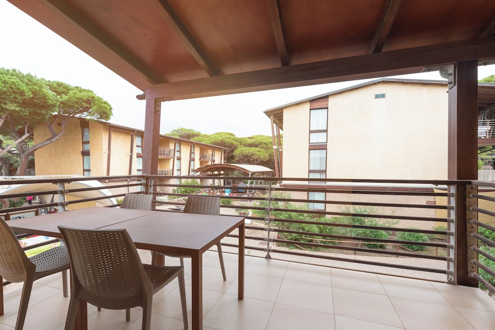 Canado Club Family Village 29/50