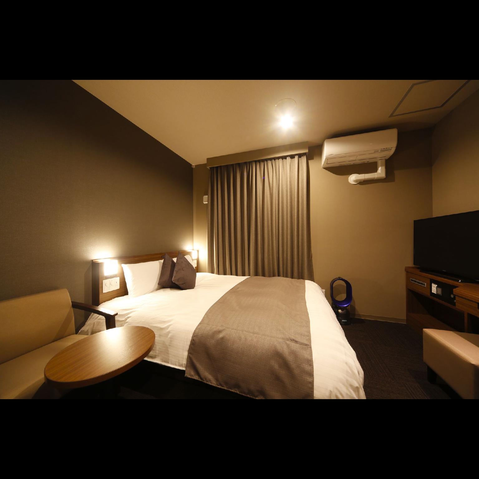 Standard, Queen Bed, Smoking