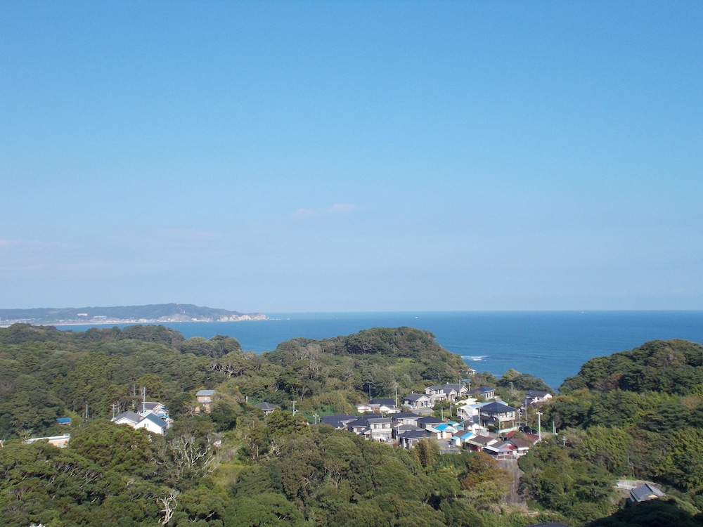 Katsuura Hilltop Hotel & Residence 45/50