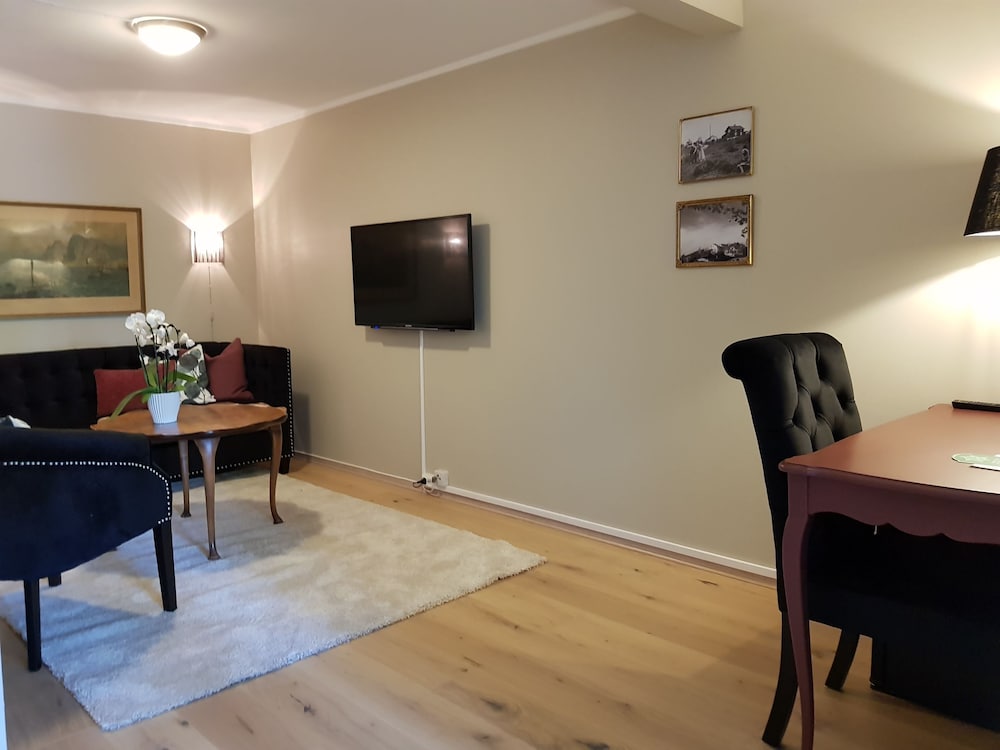 Sanner Hotell 39/50