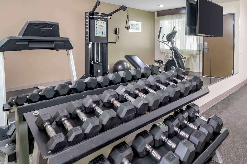 Quality Inn & Suites Athens University Area 33/57
