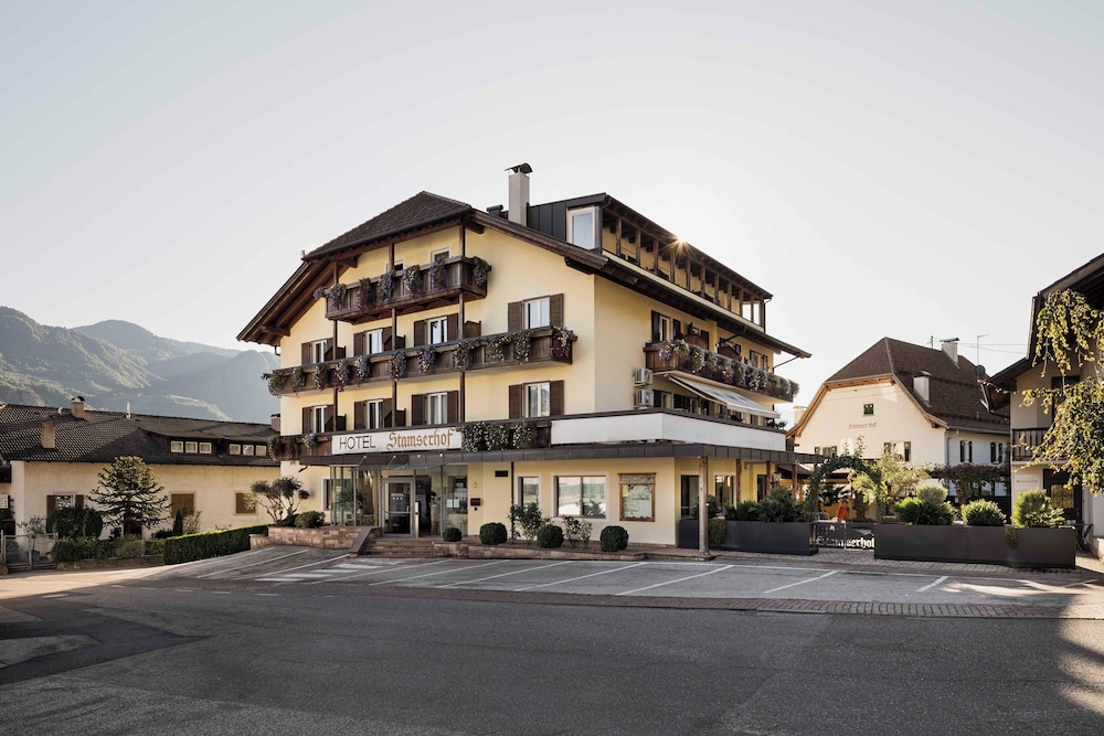 HOTEL STAMSERHOF 6/57