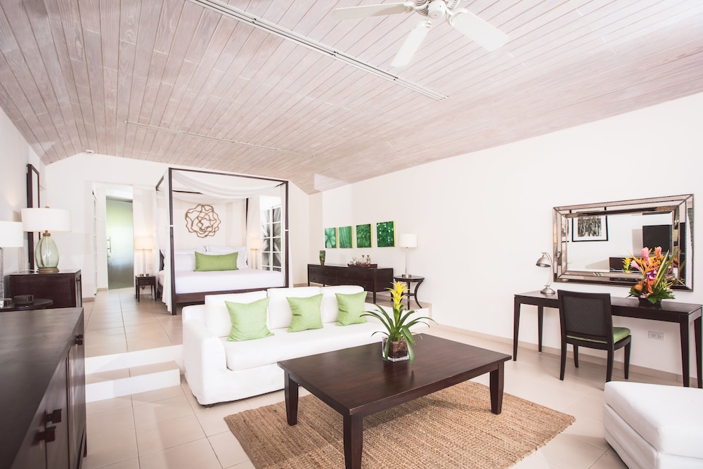 Carlisle Bay Resort 64/81