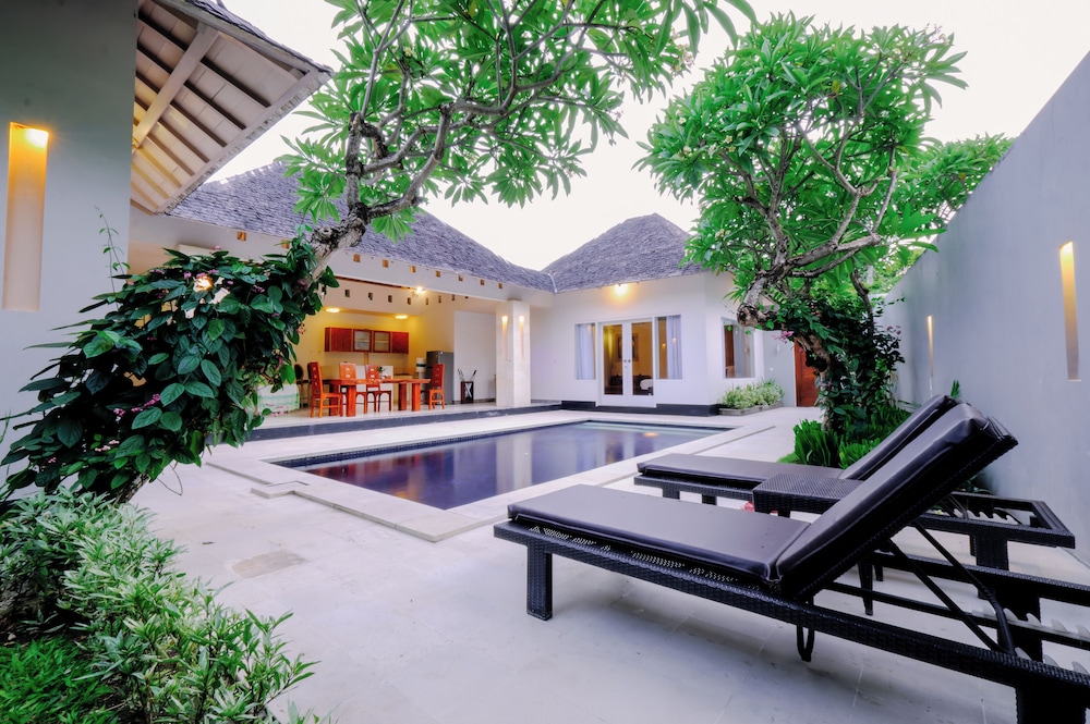 Kaisa Villas Seminyak 5/44