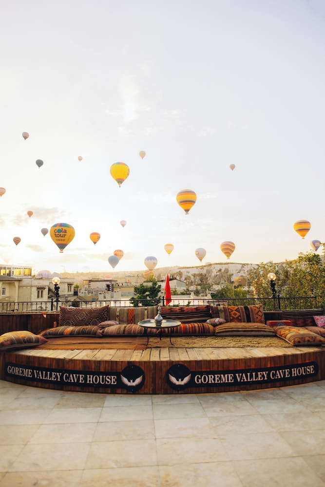 Goreme Valley Cave House 4/50