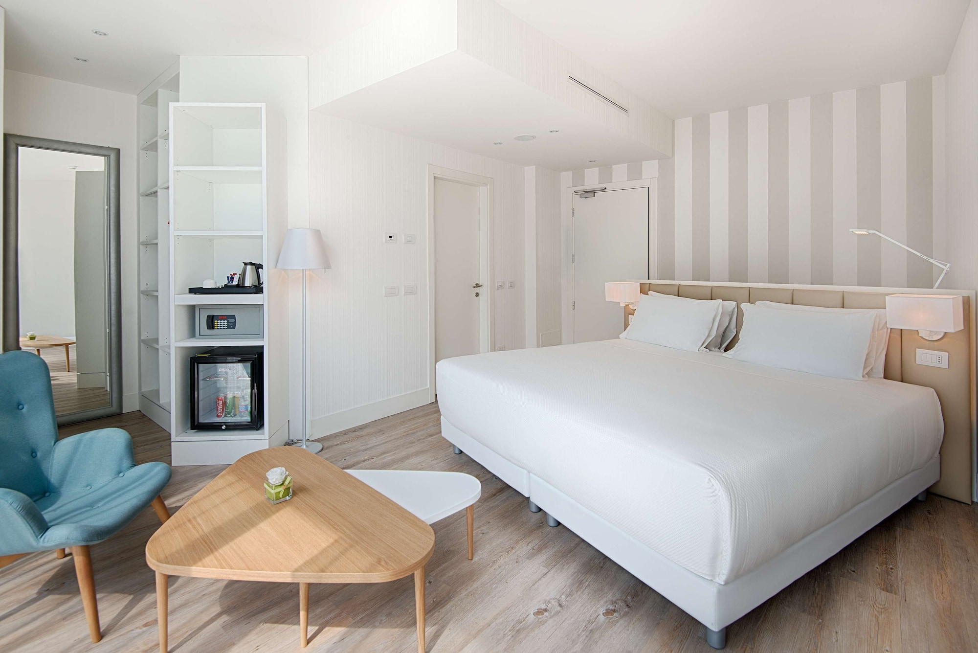 New Style, Junior Suite, 1 Double and 1 Single Bed, with Extra Bed, Terrace View