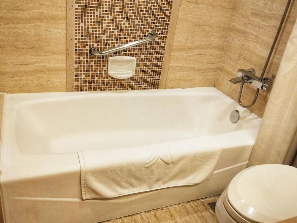 Milky Way Hotel Chongqing 19/56