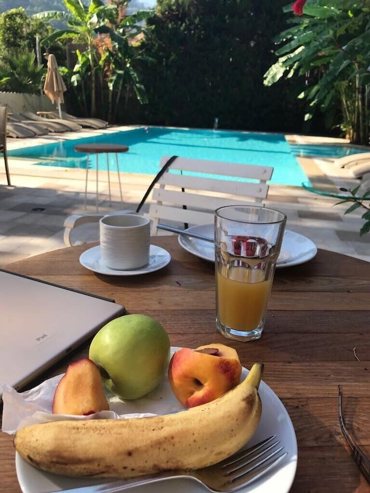 Petunya Konak Hotel 35/50