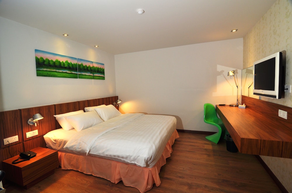 Ipoh French Hotel 19/53