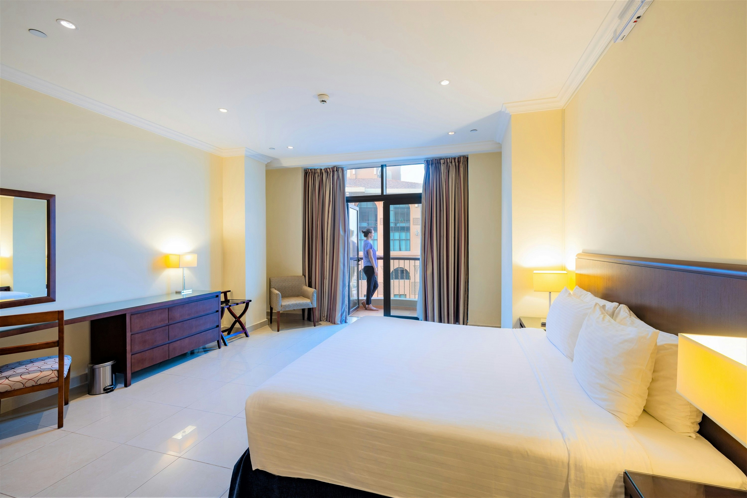Sedra Arjaan by Rotana 4/14