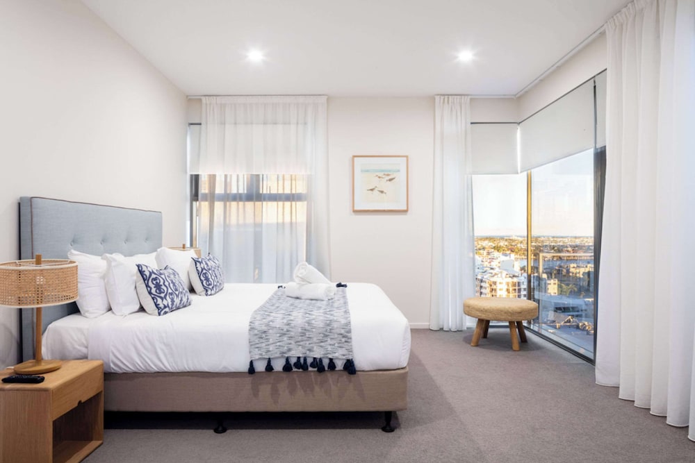First Light Mooloolaba, Ascend Hotel Collection 25/75