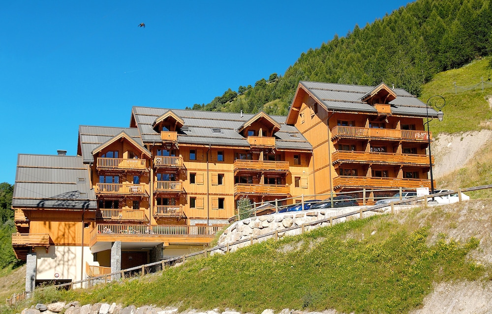 RESIDENCE ODALYS LE HAMEAU ET LES CHALETS DE LA VALLEE D'OR 4/43