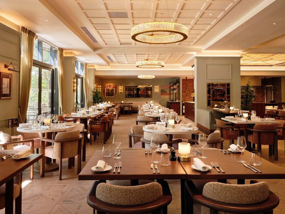Fairmont Windsor Park 67/82