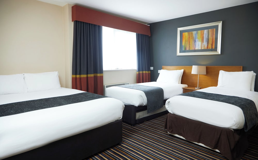 The Broughton Hotel M1 Jct 14 3/18