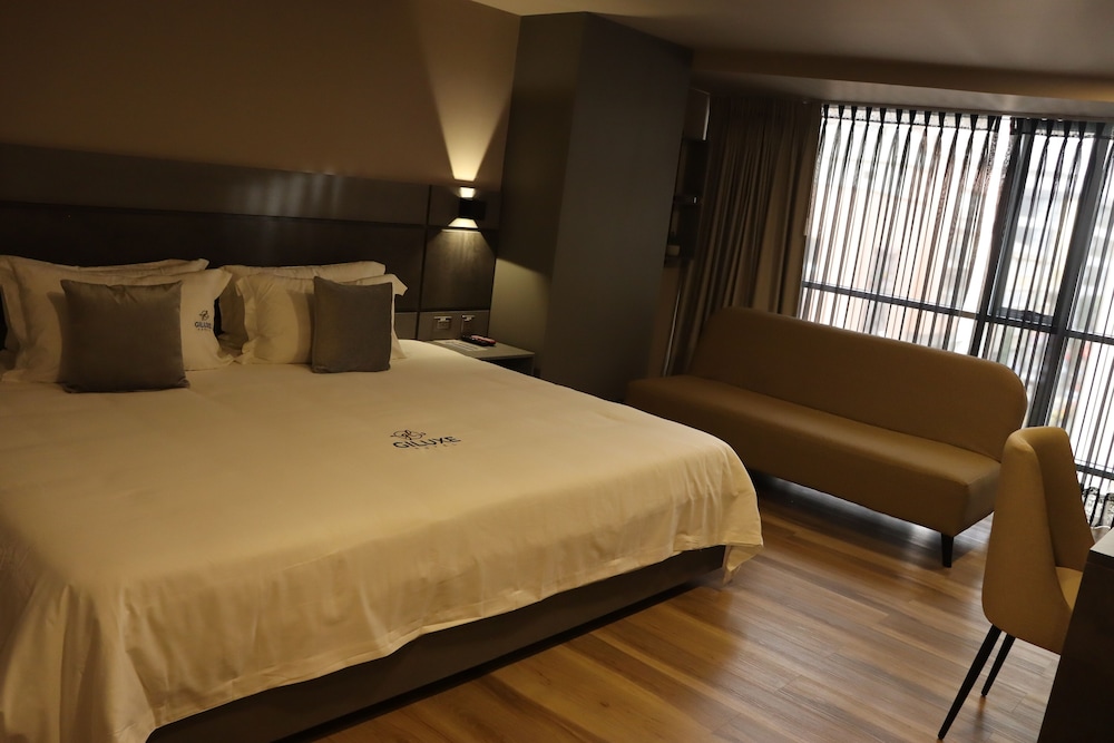 Giluxe Hotel Pereira 6/36