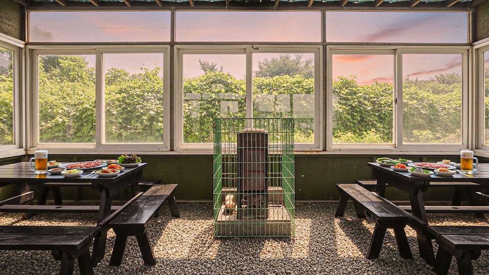 Ganghwa Badatgashimteo Pension 36/50