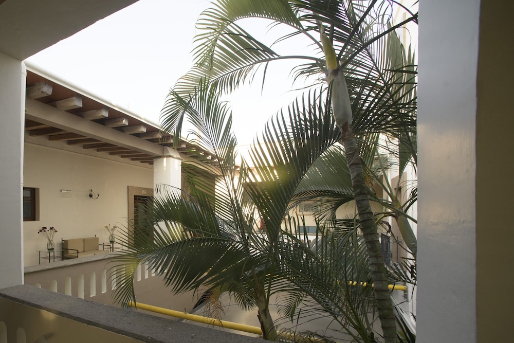 Hotel Casa Antigua 6/69