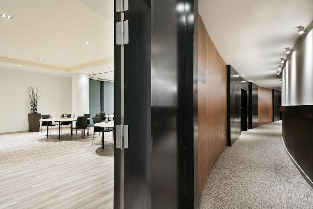 Hotel Barcelona Condal Mar Affiliated by Melia 8/67