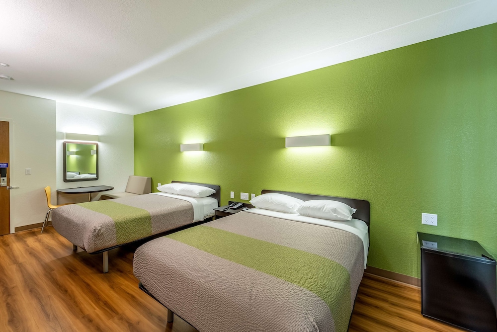 Standard, 2 Queen Beds, Accessible