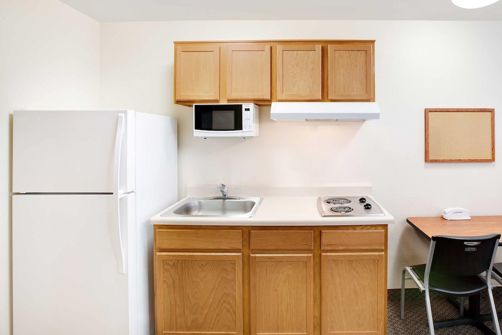WoodSpring Suites Houston Willowbrook 31/46