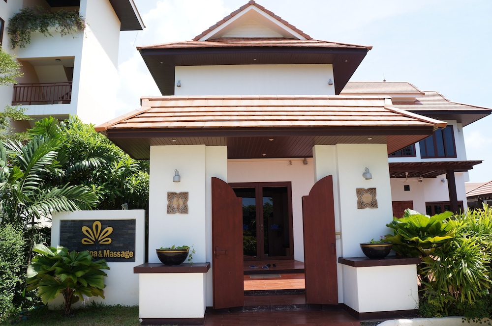 VIP Chain Resort Pool Villa 1/50