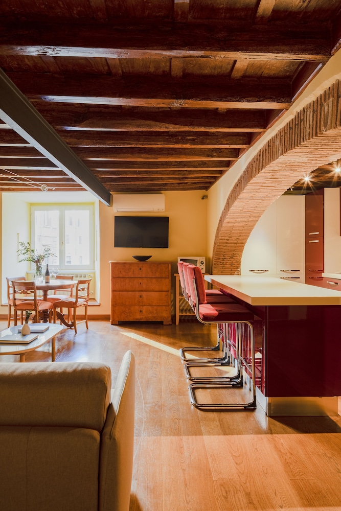 Your Suite Rome 50/50
