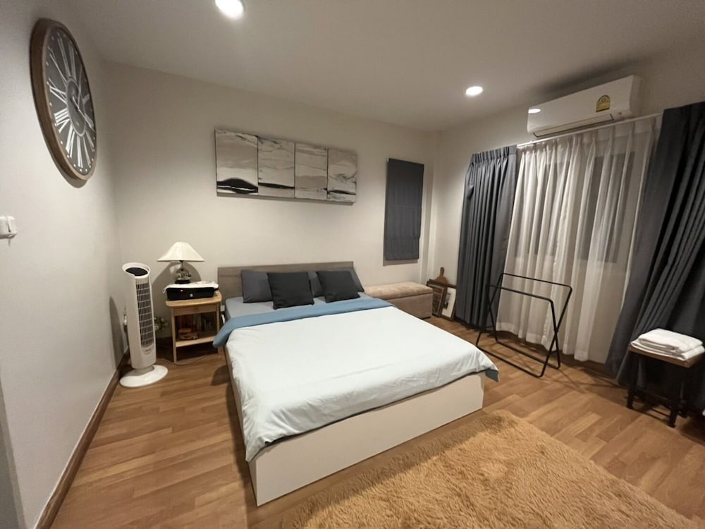 Autta House 8/50