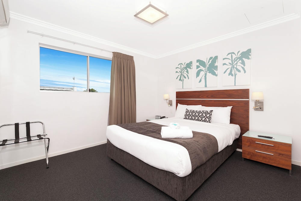 APARTMENT, QUEEN BED, ACCESSIBLE