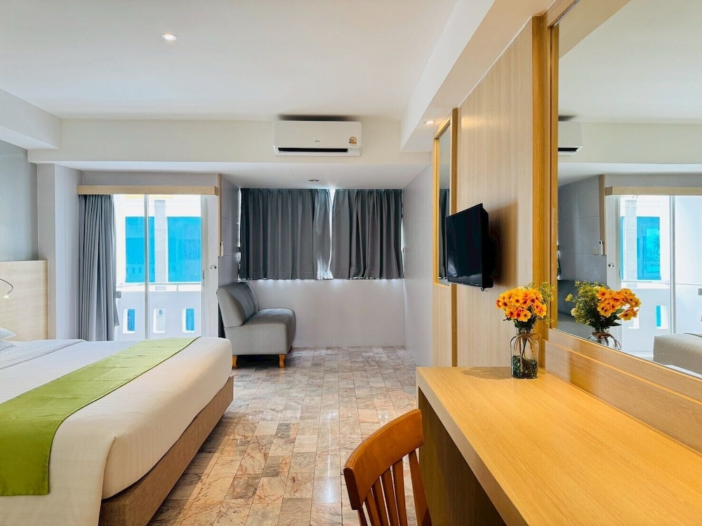 iCheck inn Thapra 28/44